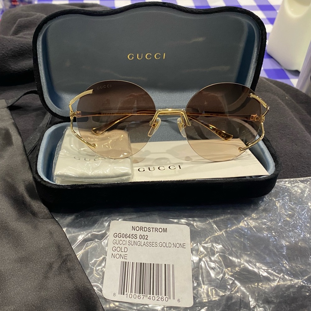 Gucci women’s sunglasses. Like new never used perfect condition.